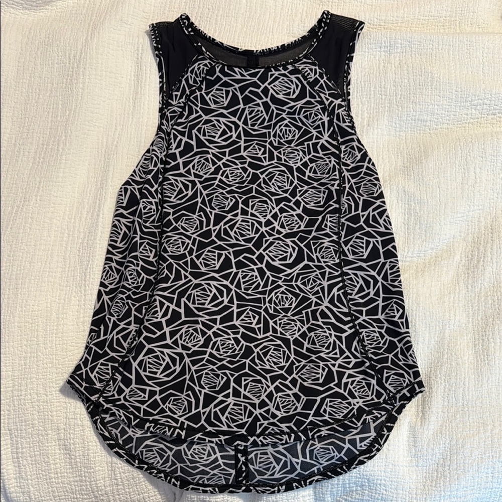 Lululemon Athletica Black and White Graphic Tank Top